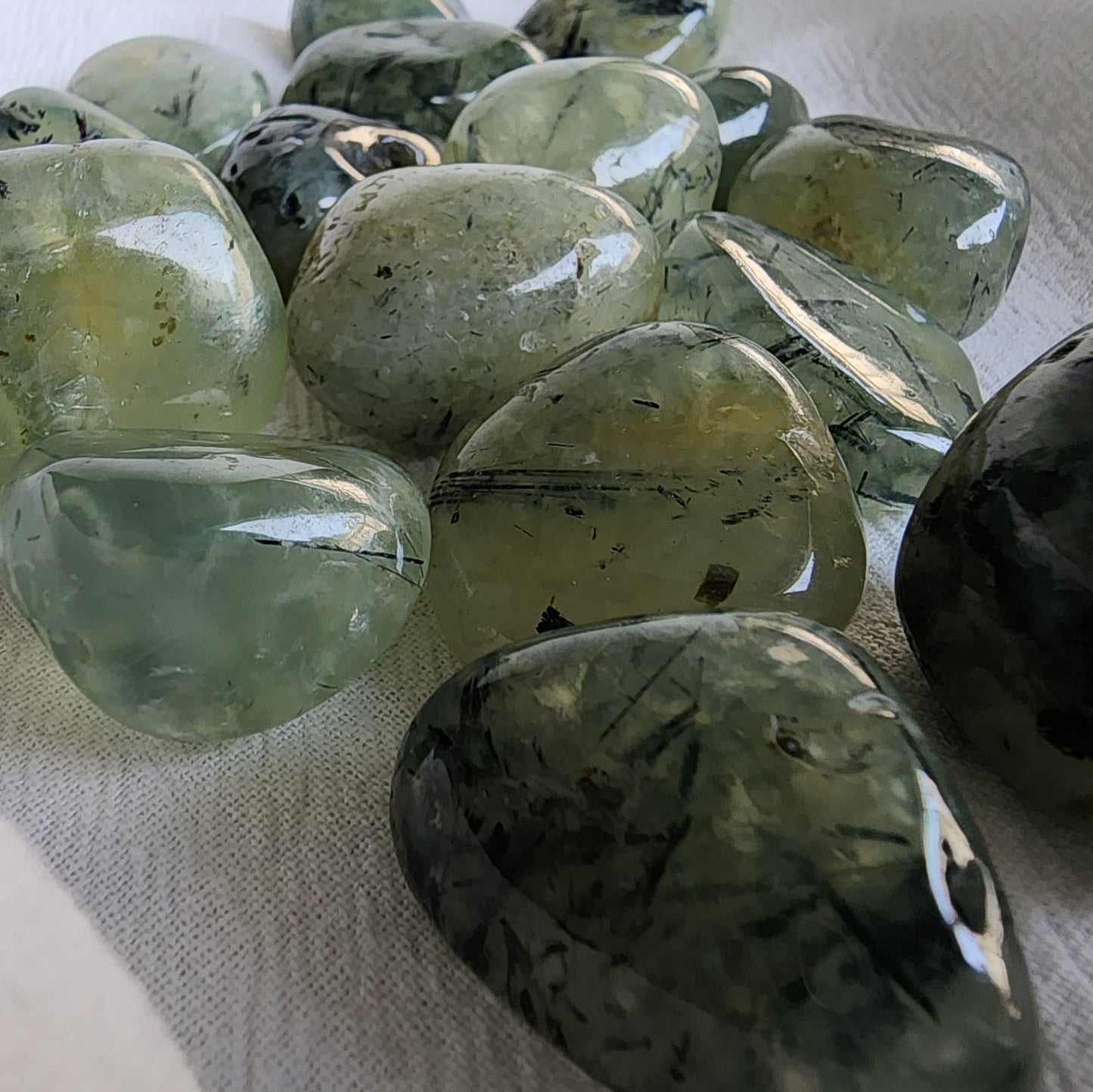 Prehnite | Tumble