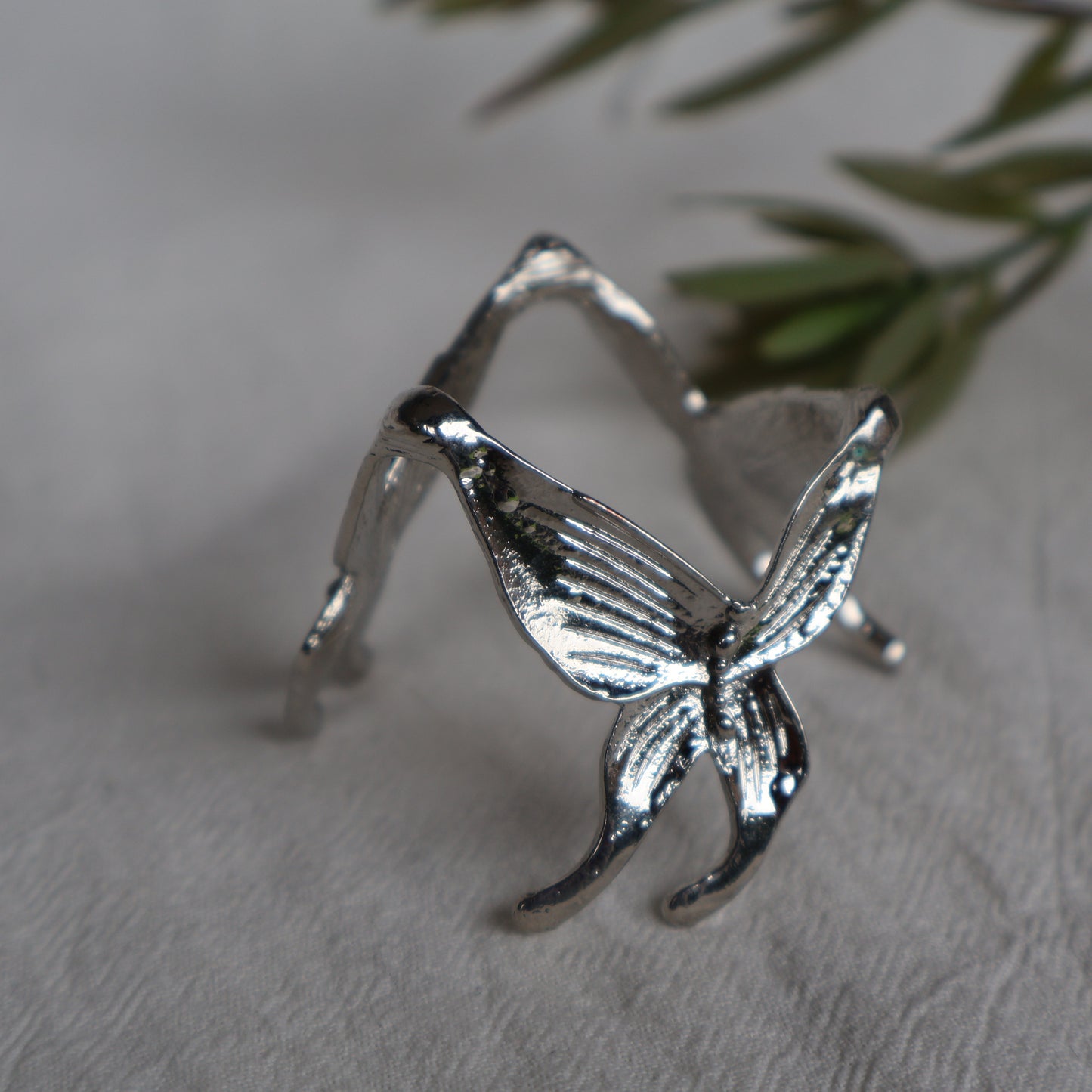 Sphere Stand | Butterfly