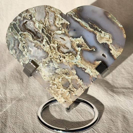 Moss Agate | Heart on Stand - Large