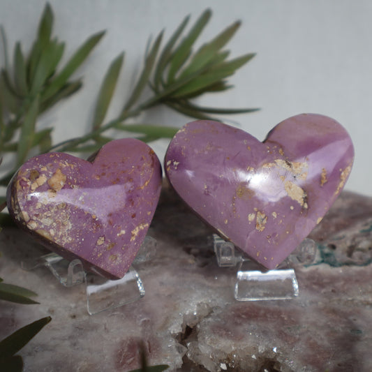Phosphosiderite heart, beautiful soft tones natural crystal