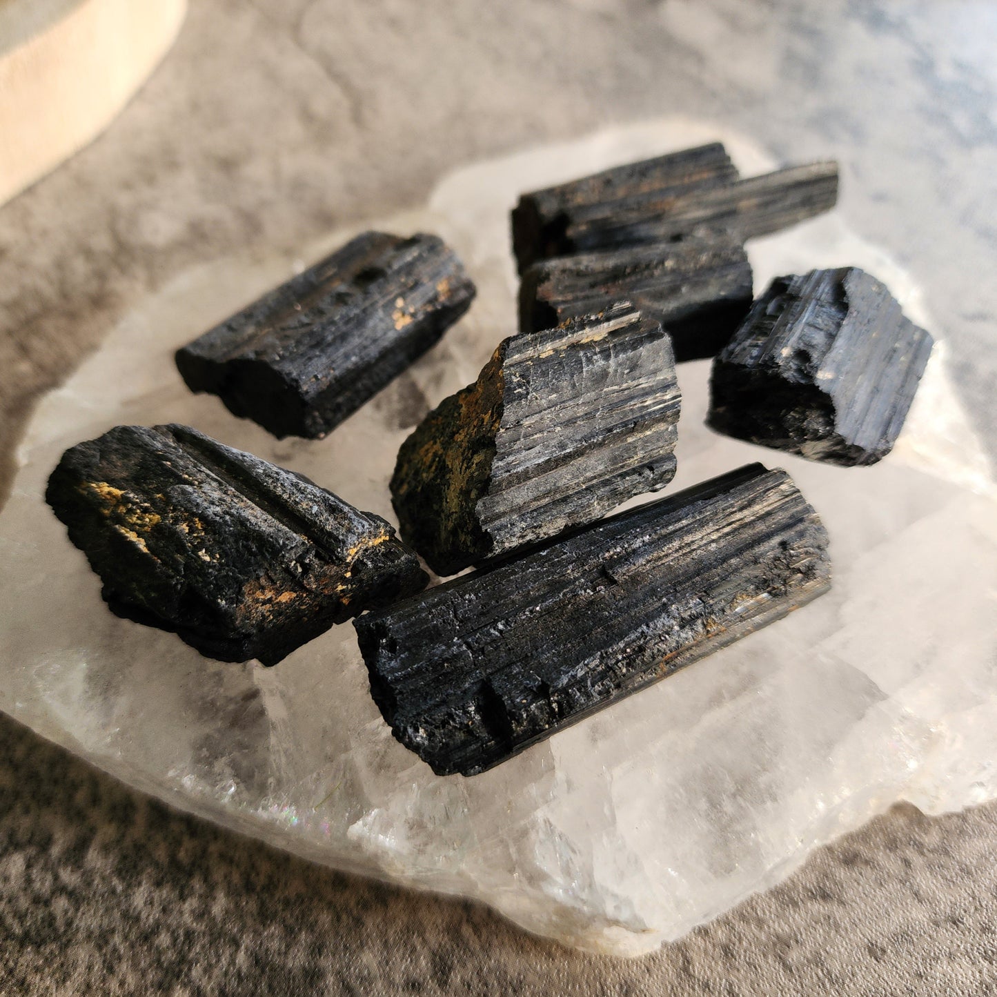 Black Tourmaline | Raw - Medium