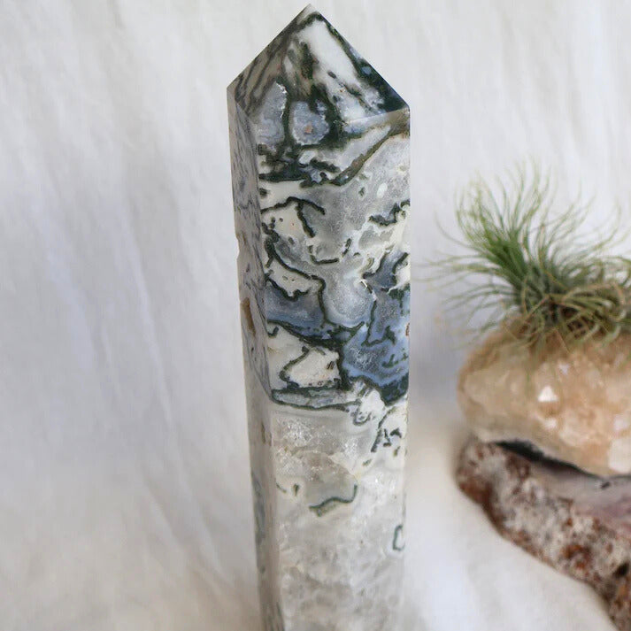 Moss Agate with Quartz | Tower - XXL