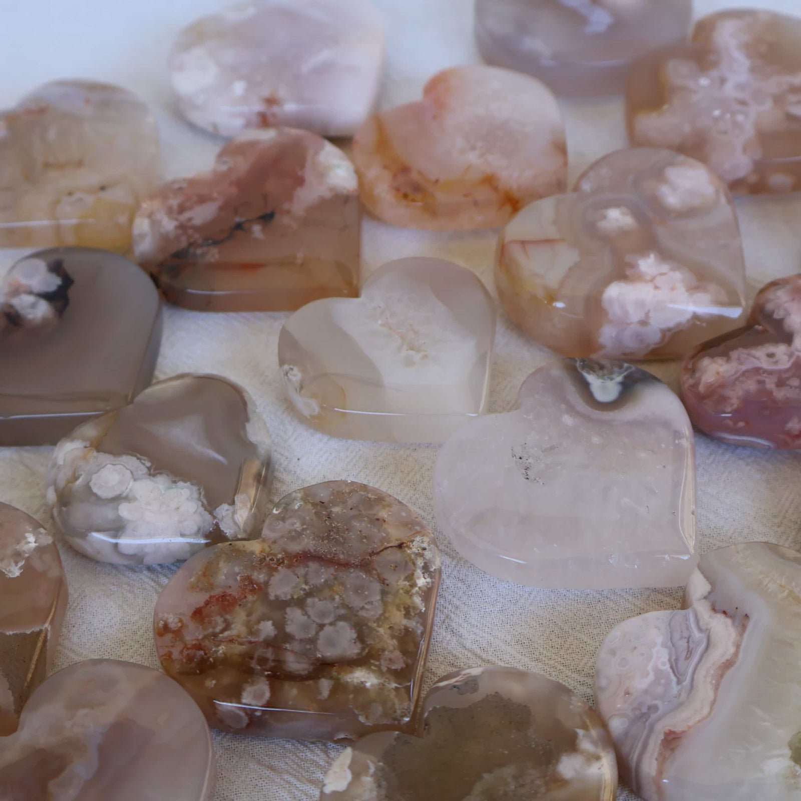 flower agate heart carving natural crystal healing