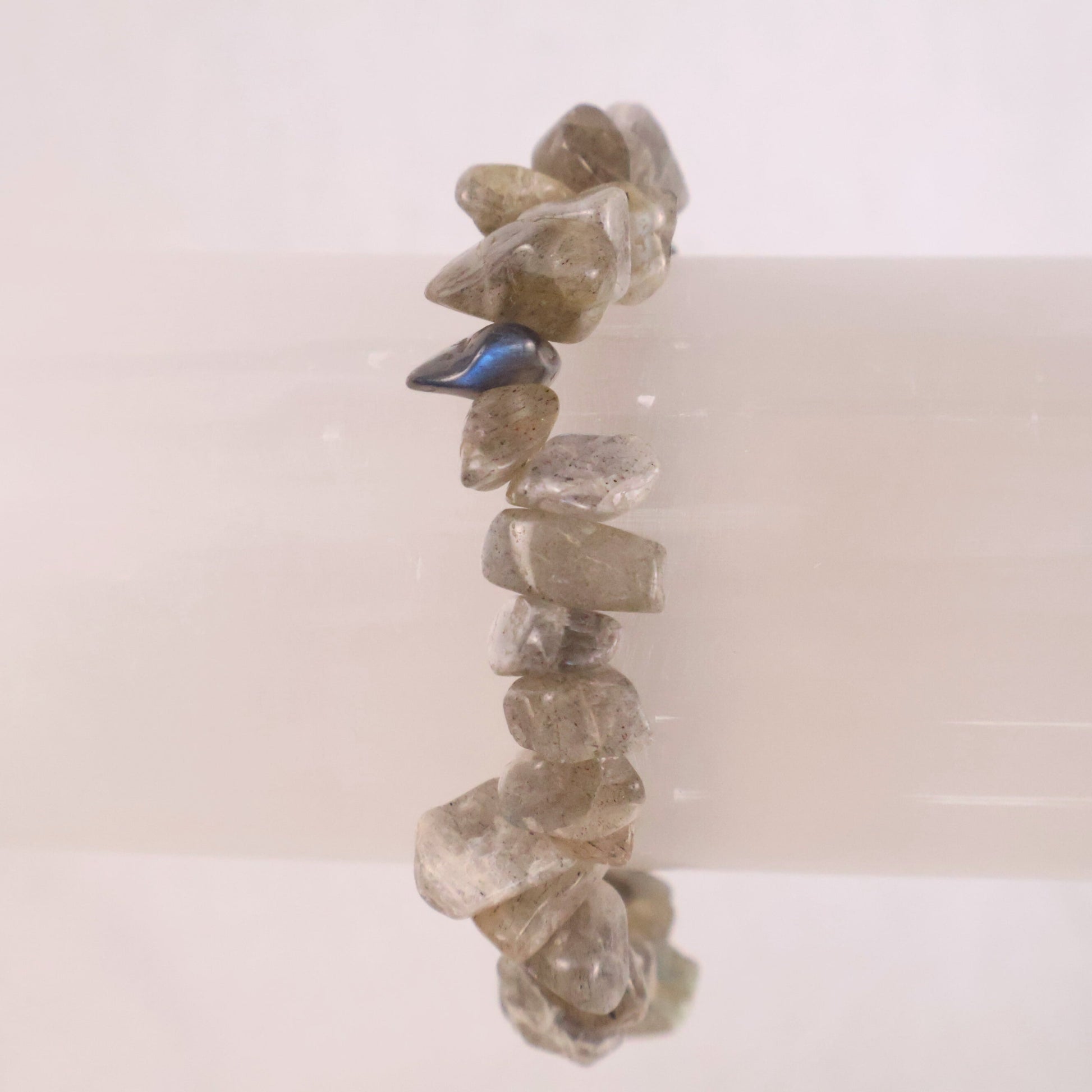 natural healing crystal bracelet labrodorite chip